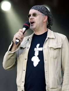 Tim Robbins auf dem Live 8 Festival in Berlin (2005)